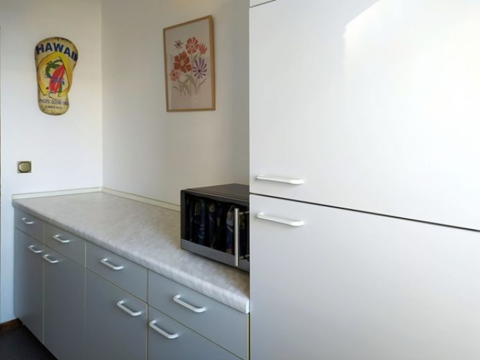 Möblierte 3-Zimmer-Wohnung mit Balkon und tollem, modernen Bad, Stellplatz  mögl., WLAN aktiv, ruhig und zentral