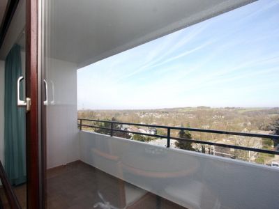 Möblierte 3-Zimmer-Wohnung mit Balkon und tollem, modernen Bad, Stellplatz  mögl., WLAN aktiv, ruhig und zentral