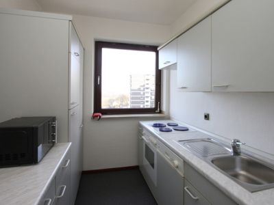 Möblierte 3-Zimmer-Wohnung mit Balkon und tollem, modernen Bad, Stellplatz  mögl., WLAN aktiv, ruhig und zentral