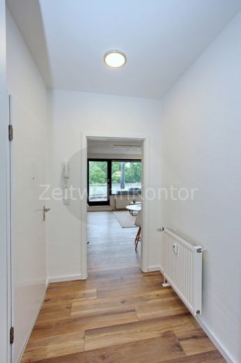 Schickes Studio-Apartment in ruhiger Grünlage mit sehr guter Anbindung, Wlan aktiv, zwei Balkone