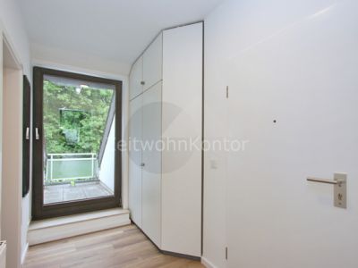 Schickes Studio-Apartment in ruhiger Grünlage mit sehr guter Anbindung, Wlan aktiv, zwei Balkone