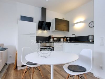 Schickes Studio-Apartment in ruhiger Grünlage mit sehr guter Anbindung, Wlan aktiv, zwei Balkone