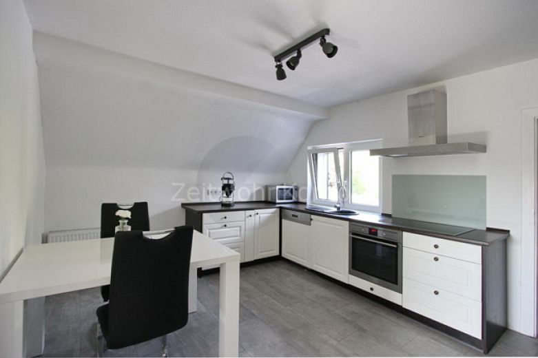 Modern wohnen mit Blick ins Gr&uuml;ne, WLAN und eigenem Eingang