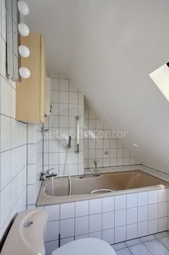 Modern wohnen mit Blick ins Gr&uuml;ne, WLAN und eigenem Eingang