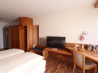 Bis zu 40 m&ouml;blierte Apartments!