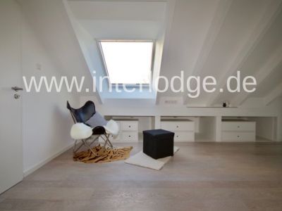 INTERLODGE freistehendes modern möbliertes Haus,  2 Etagen mit Luxusausstattung, in Neuss-Holzheim