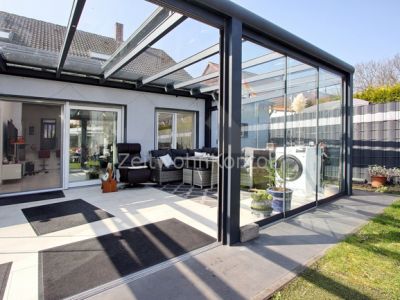 Große verglaste Terrasse, Kaminofen,  Garten, hochwertig u. schick möbl., ruhig und grün, gut angebunden.