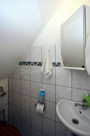 Gro&szlig;e verglaste Terrasse, Kaminofen,  Garten, hochwertig u. schick m&ouml;bl., ruhig und gr&uuml;n, gut angebunden.