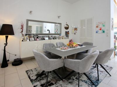 Gro&szlig;e verglaste Terrasse, Kaminofen,  Garten, hochwertig u. schick m&ouml;bl., ruhig und gr&uuml;n, gut angebunden.