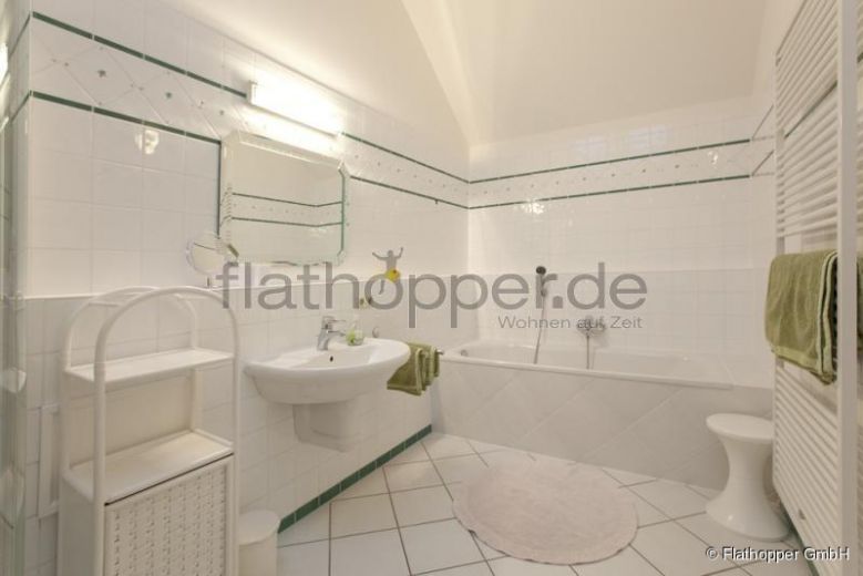 Ruhige 2-Zimmer-Suite mit Balkon in Bad Endorf - Landkreis Rosenheim