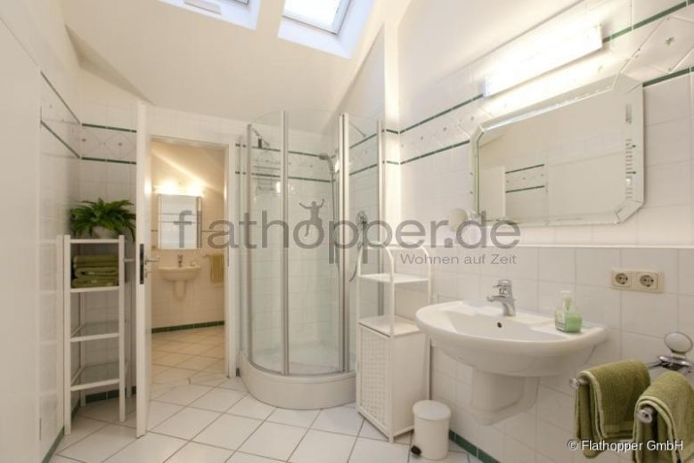 Ruhige 2-Zimmer-Suite mit Balkon in Bad Endorf - Landkreis Rosenheim