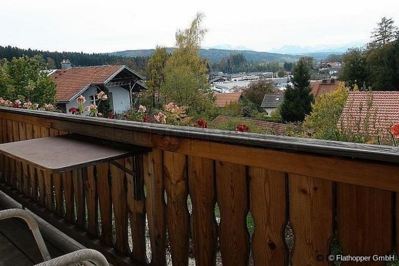 Ruhige 2-Zimmer-Suite mit Balkon in Bad Endorf - Landkreis Rosenheim