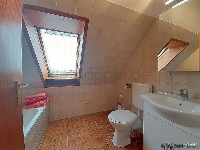 Ruhige 2-Zimmer-Wohnung mit Balkon in München - Schwabhausen