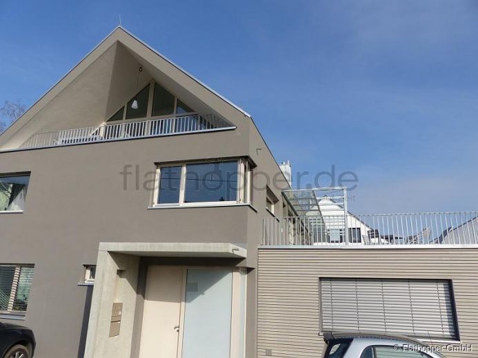 Modernes Apartment mit Dachterrasse in Stuttgart - Plieningen