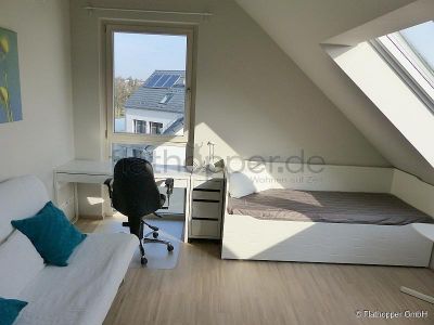 Exklusive, lichtdurchflutete 3,5-Zimmer-Dachgeschoss-Wohnung mit Dachterrasse Stuttgart-Plieningen