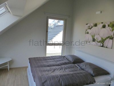 Exklusive, lichtdurchflutete 3,5-Zimmer-Dachgeschoss-Wohnung mit Dachterrasse Stuttgart-Plieningen