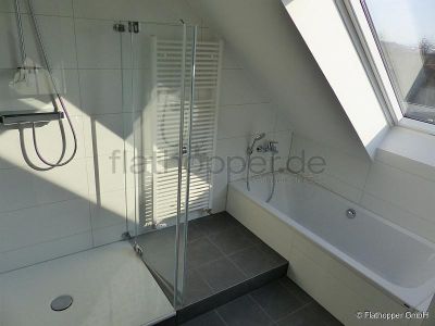 Exklusive, lichtdurchflutete 3,5-Zimmer-Dachgeschoss-Wohnung mit Dachterrasse Stuttgart-Plieningen