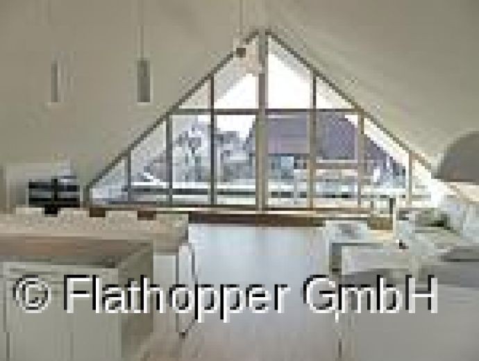 Exklusive, lichtdurchflutete 3,5-Zimmer-Dachgeschoss-Wohnung mit Dachterrasse Stuttgart-Plieningen