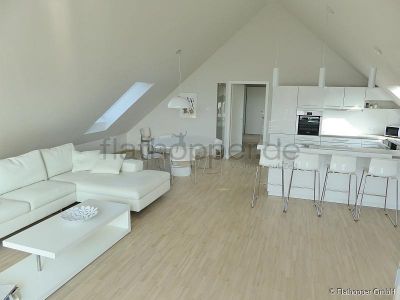Exklusive, lichtdurchflutete 3,5-Zimmer-Dachgeschoss-Wohnung mit Dachterrasse Stuttgart-Plieningen
