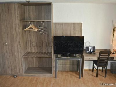 Moderne 1-Zimmer-Wohnung mit Balkon in Rems-Murr - Zwischenmiete