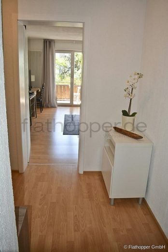 Moderne 1-Zimmer-Wohnung mit Balkon in Rems-Murr - Zwischenmiete