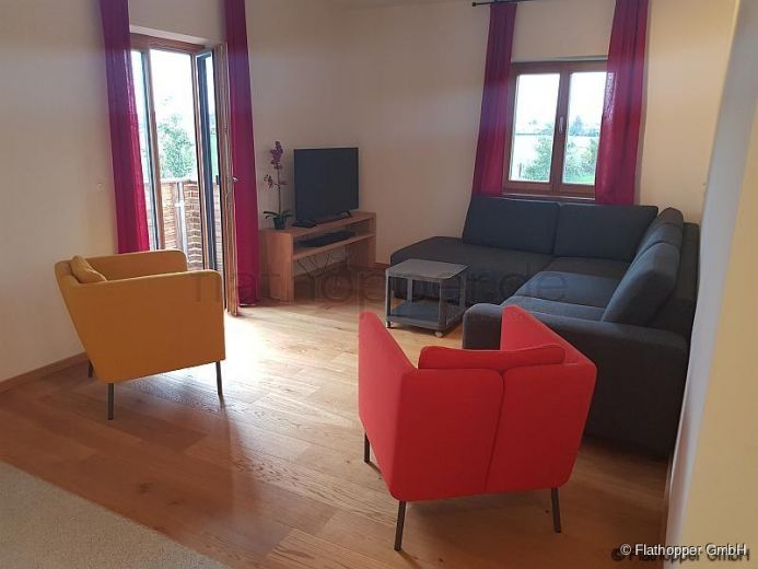 Möblierte 3-Zimmer-Wohnung mit Balkon in Rosenheim/Happing