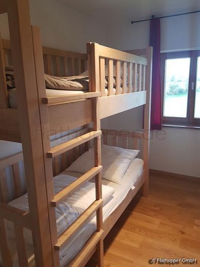 M&ouml;blierte 3-Zimmer-Wohnung mit Balkon in Rosenheim/Happing
