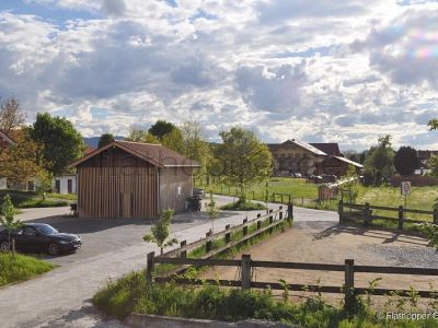 M&ouml;blierte 3-Zimmer-Wohnung mit Balkon in Rosenheim/Happing