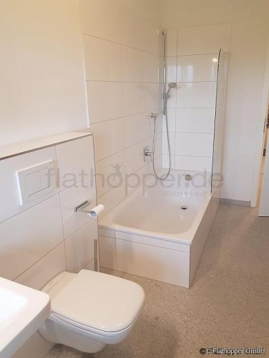 M&ouml;blierte 3-Zimmer-Wohnung mit Balkon in Rosenheim/Happing