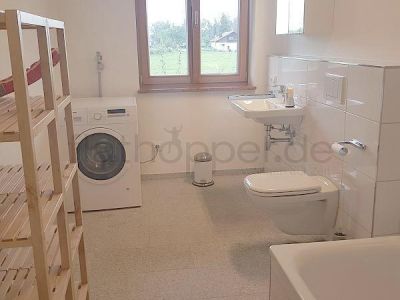 M&ouml;blierte 3-Zimmer-Wohnung mit Balkon in Rosenheim/Happing