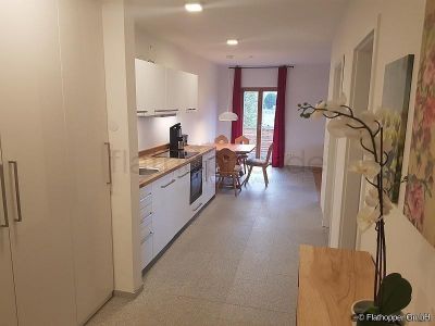 M&ouml;blierte 3-Zimmer-Wohnung mit Balkon in Rosenheim/Happing