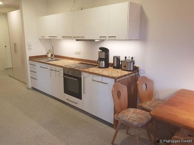 M&ouml;blierte 3-Zimmer-Wohnung mit Balkon in Rosenheim/Happing