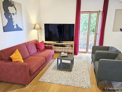 M&ouml;blierte 3-Zimmer-Wohnung mit Balkon in Rosenheim/Happing