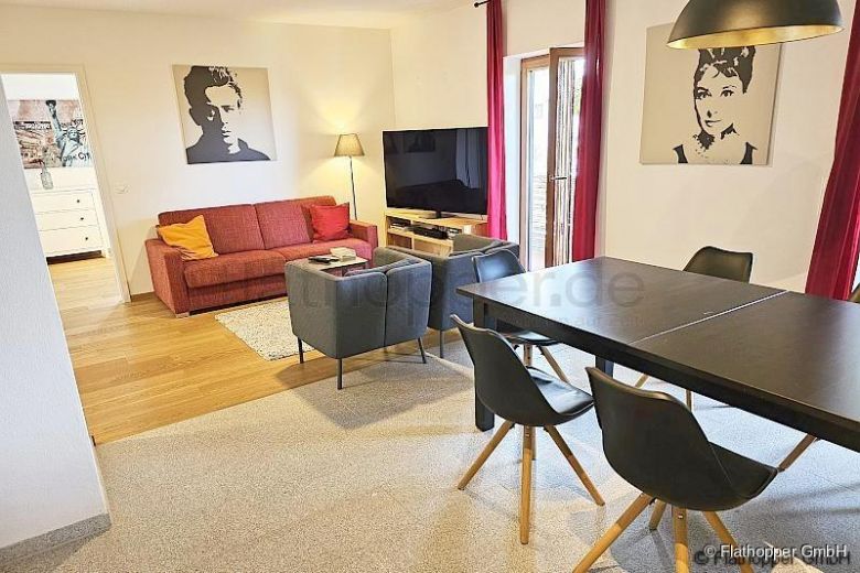 M&ouml;blierte 3-Zimmer-Wohnung mit Balkon in Rosenheim/Happing