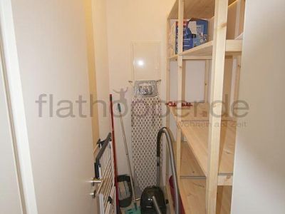 M&ouml;blierte 3-Zimmer-Wohnung mit Balkon in Rosenheim/Happing