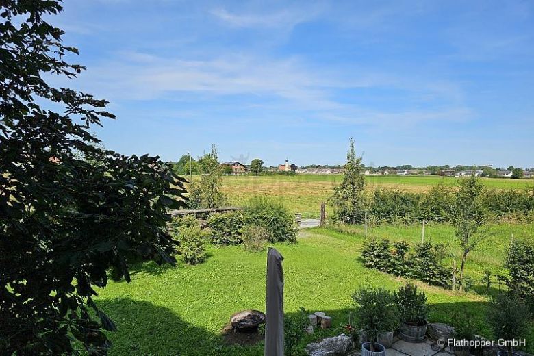 M&ouml;blierte 3-Zimmer-Wohnung mit Balkon in Rosenheim/Happing