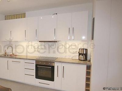 M&ouml;blierte 3-Zimmer-Wohnung mit Balkon in Rosenheim/Happing