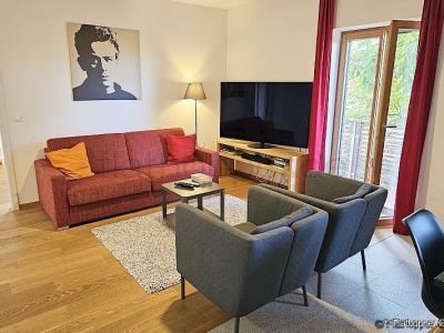 M&ouml;blierte 3-Zimmer-Wohnung mit Balkon in Rosenheim/Happing