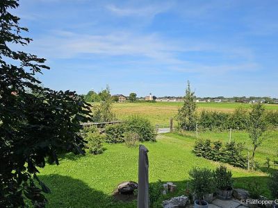 M&ouml;blierte 3-Zimmer-Wohnung mit Balkon in Rosenheim/Happing