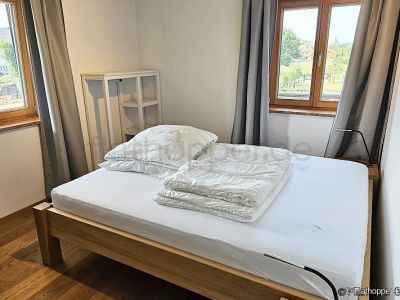 M&ouml;blierte 3-Zimmer-Wohnung mit Balkon in Rosenheim/Happing
