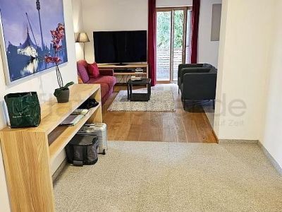 M&ouml;blierte 3-Zimmer-Wohnung mit Balkon in Rosenheim/Happing