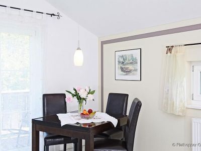 2-Zimmer Wohnung im Studiocharakter mit Balkon in Bad Endorf - Landkreis Rosenheim