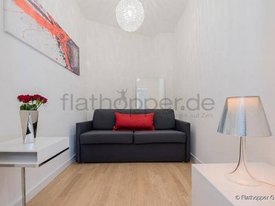 Moderne, offen gestaltete 2-Zimmer-Wohnung mit Terrasse - München-Bogenhausen