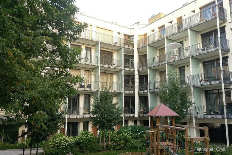 Moderne, offen gestaltete 2-Zimmer-Wohnung mit Terrasse - München-Bogenhausen