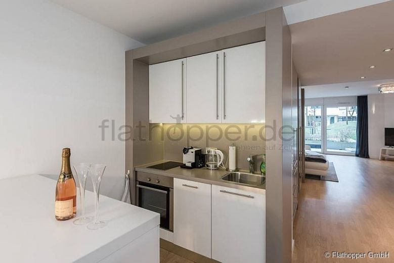 Moderne, offen gestaltete 2-Zimmer-Wohnung mit Terrasse - M&uuml;nchen-Bogenhausen