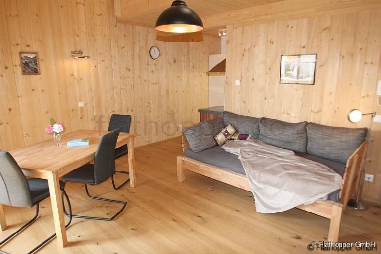 1,5 Zimmer-Galerie-Wohnung im Holzhaus mit Balkon -  bei Otterfing