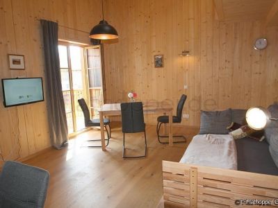 1,5 Zimmer-Galerie-Wohnung im Holzhaus mit Balkon -  bei Otterfing