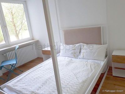Sch&ouml;ne 3,5- Zimmerwohnung mit gro&szlig;er Terrasse in Unterhaching bei M&uuml;nchen