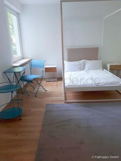 Sch&ouml;ne 3,5- Zimmerwohnung mit gro&szlig;er Terrasse in Unterhaching bei M&uuml;nchen