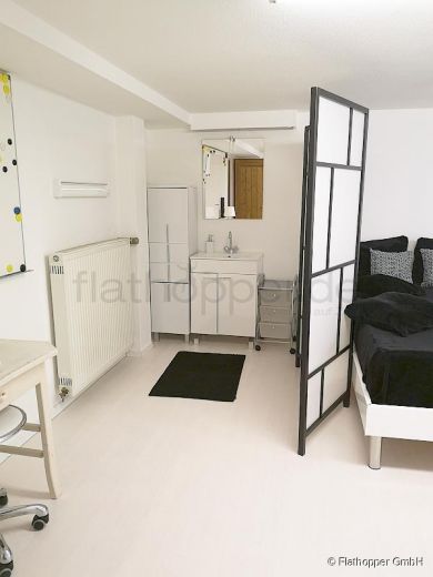 Vollm&ouml;blierte 3-Zimmer-Wohnung in Vaterstetten bei M&uuml;nchen